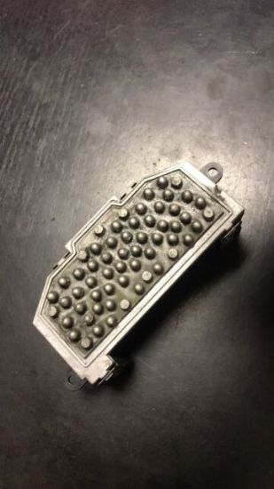 FAN KONTROL REGÜLATÖRÜ VOLKSWAGEN A3 Q3 1.6 1.9 2.0 TDI Q.7 3.0 TDI LEON OCTAVIA resmi