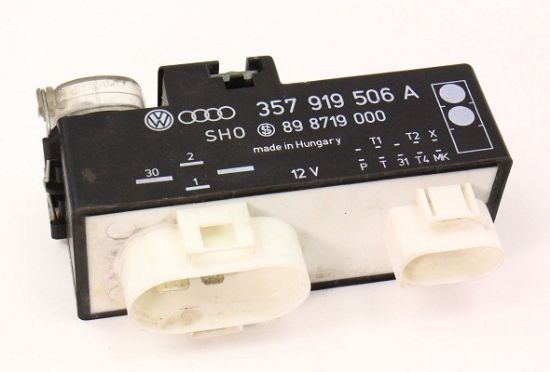 FAN RÖLESİ (14 PİNLİ) CADDY II 1.9D GOLF-III 1.6 1.8. 2.0 POLO 1.6 (KLİMASIZ) resmi