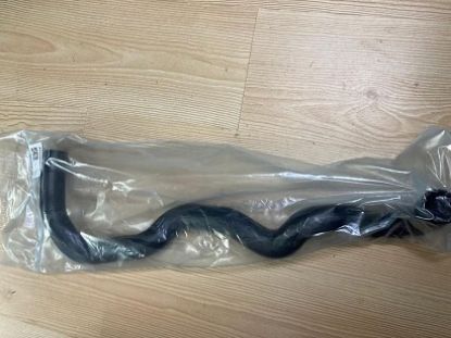 RADYATÖR ÇIKIŞ HORTUMU DOKKER DUSTER LODGY EXPRES 215018356R resmi