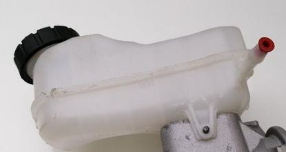 FREN HİDROLİK DEPOSU 460918629R CAPTUR DUSTER I II YENİ EXPRESS resmi