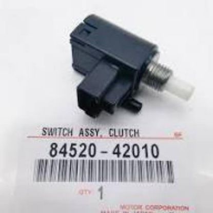 DEBRİYAJ PEDAL MÜŞÜRÜ 8452042010 COROLLA AURIS VERSO 1.3 1.4 1.6 resmi